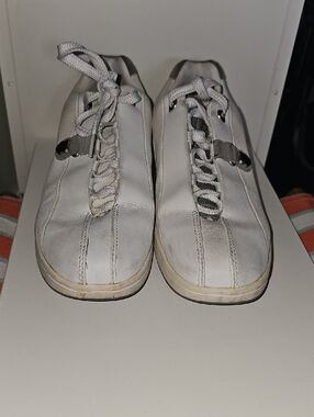 Kwiss Tongue Twister White Low-Top Lace-Up Sneakers